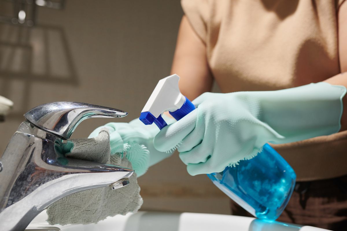 The Ultimate Guide to Hard Water Stain Removal: Reclaim Your Shine!